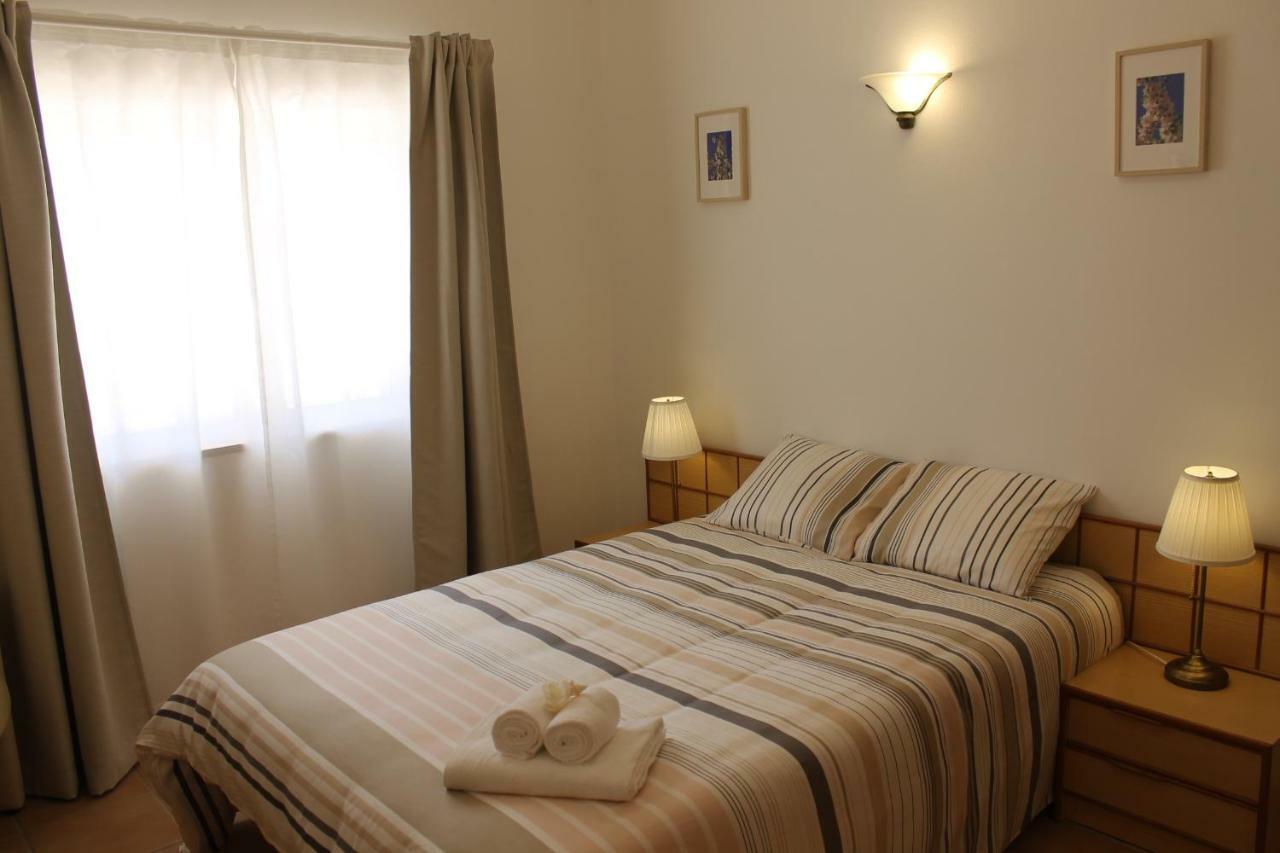 Casinha Dos Avos Villa Lagos Dış mekan fotoğraf
